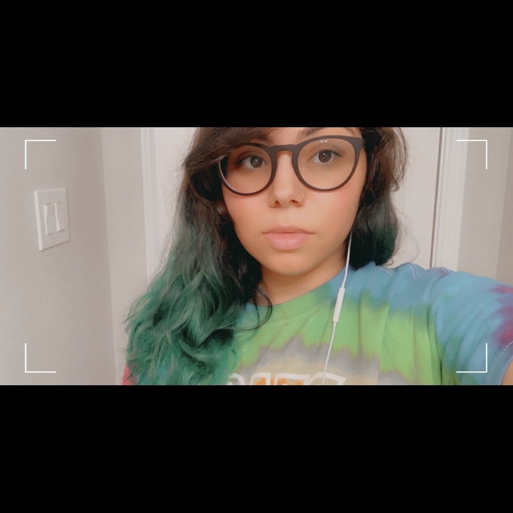 Meet your Posher, Sara